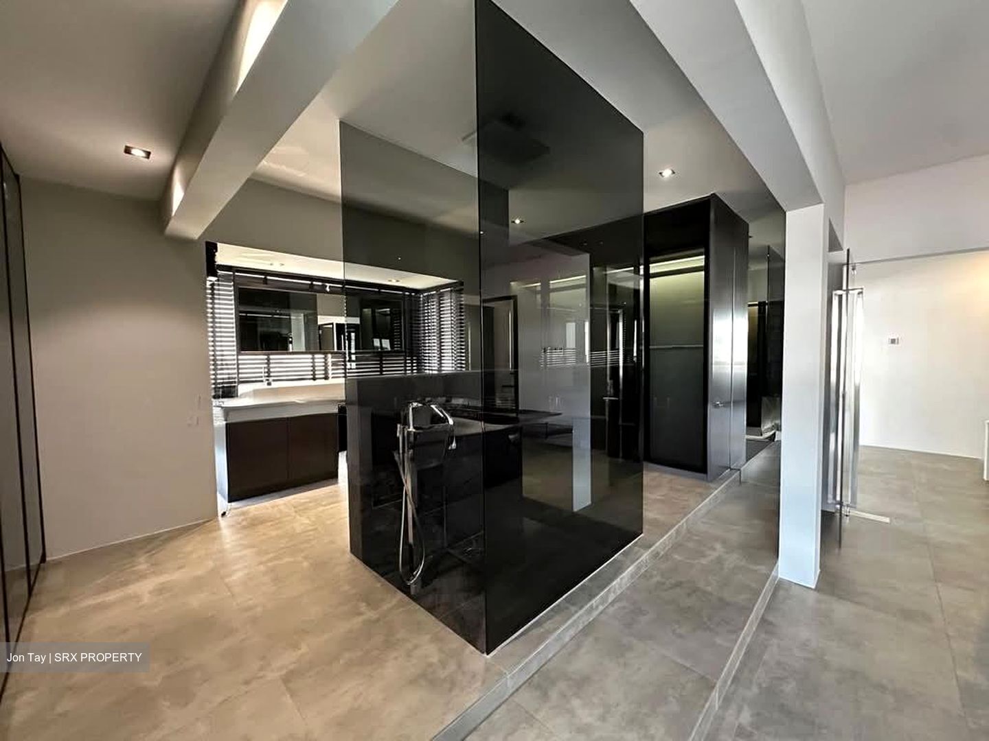 Sunrise Avenue (D28), Semi-Detached #543240081